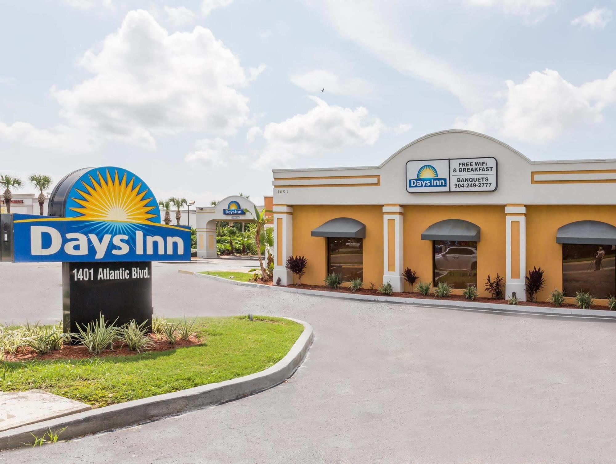 Days Inn By Wyndham Neptune Beach Jacksonville Beach Exteriér fotografie