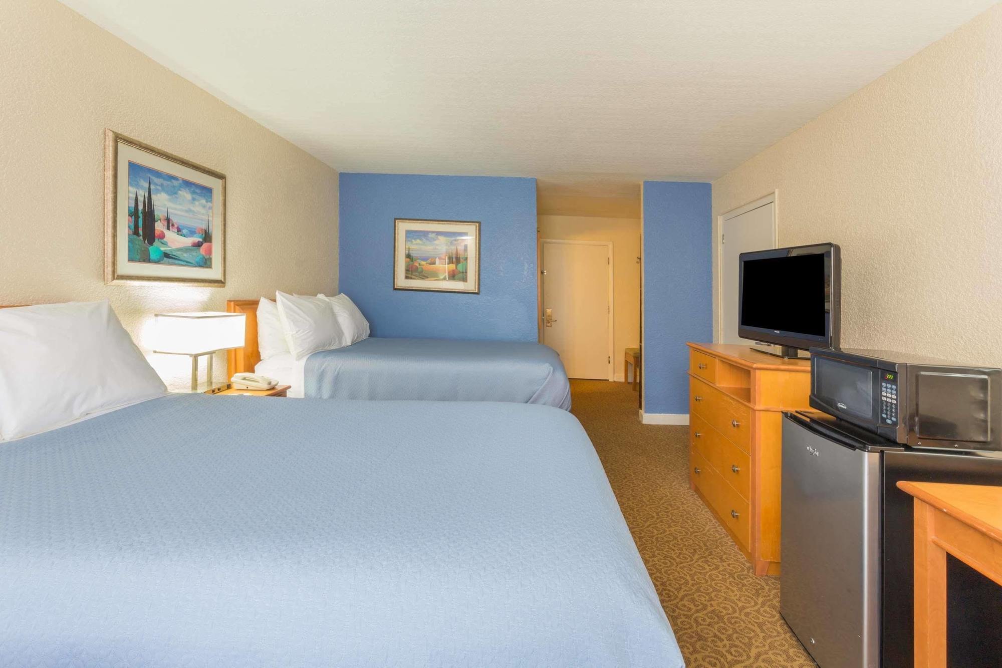 Days Inn By Wyndham Neptune Beach Jacksonville Beach Exteriér fotografie