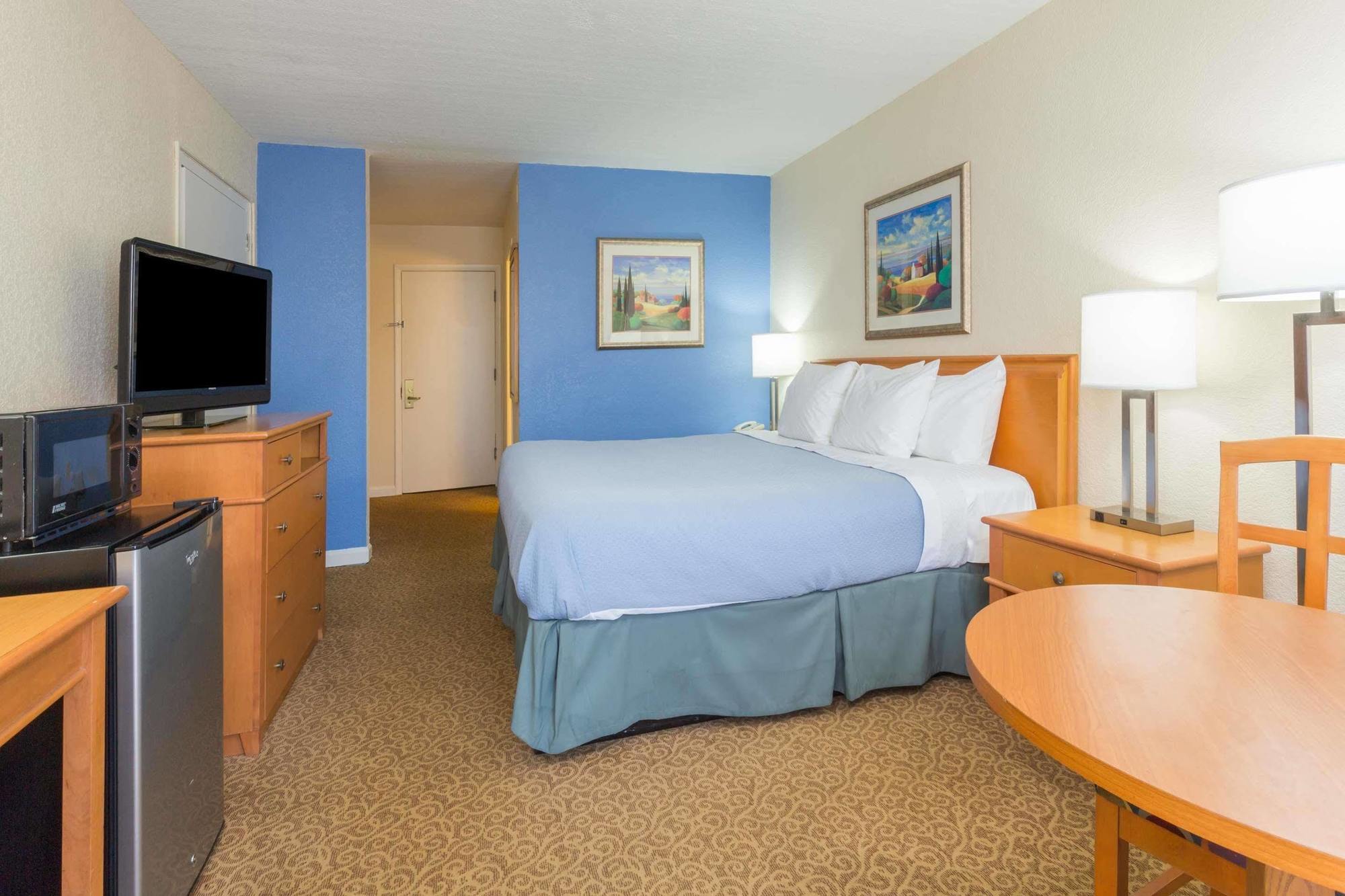 Days Inn By Wyndham Neptune Beach Jacksonville Beach Exteriér fotografie