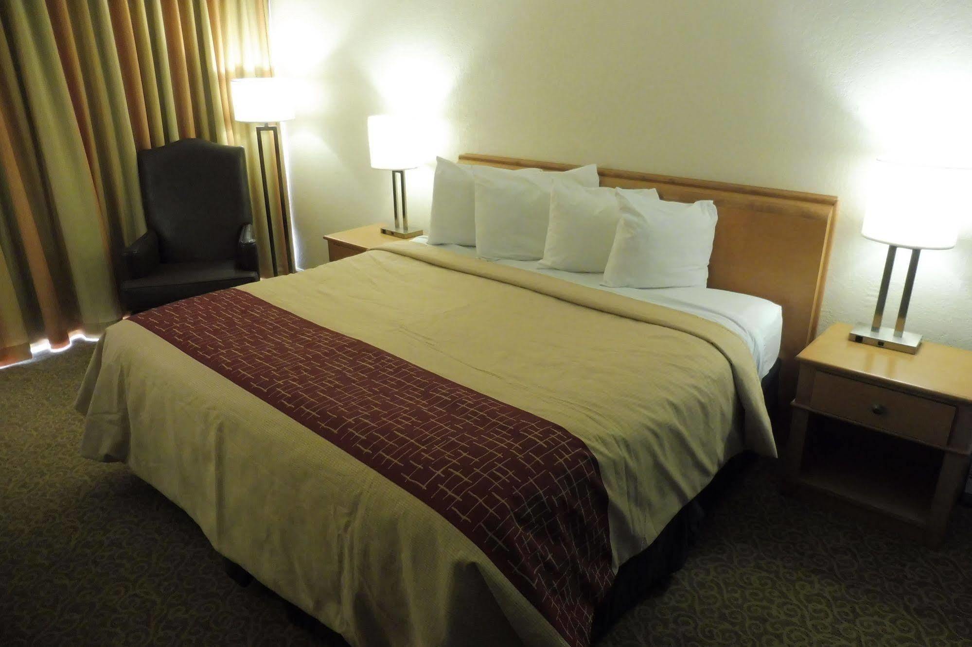 Days Inn By Wyndham Neptune Beach Jacksonville Beach Exteriér fotografie